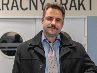 Herec Matúš Kvietik je v Nemocnici novou hviezdou: Prekvapí vás, čo mu robí veľký problém!