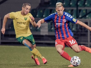 ZOSTRIH: MŠK Žilina - FK Senica 3:1, dva vlastné góly a penalta