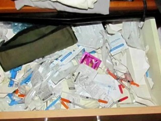 Česká polícia zadržala drogových dílerov pri návrate zo Slovenska