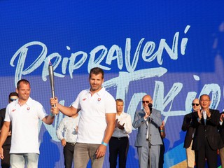 Matej Beňuš skvelo reprezentoval Slovensko v Tokiu. Vodného slalomára privítal doma aj jeho hlavný partner BILLA