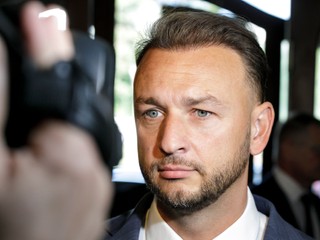 Politológ o klesajúcich preferenciách Hlasu: Ľudia volia radšej originál a nie lacné kópie