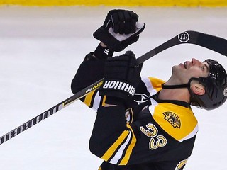 VIDEO. Chára sa rozlúčil s Bostonom prihrávkou na víťazný gól