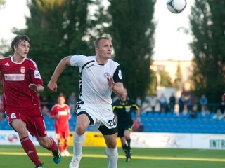 V EL úspešná Senica začala Corgoň ligu prehrou s B.Bystricou 2:3