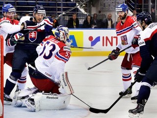 Prehra s Čechmi bolí, ale bod je cenný