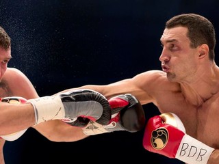 Vladimír Kličko suverénnym kráľom ťažkej váhy