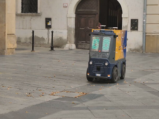 Spektrum 24 o autonómnom doručovaní pošty