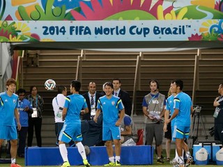 Japonci chcú držaním lopty paralyzovať Grékov