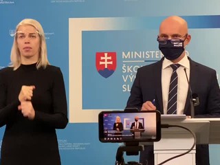 Nové opatrenia pre školy: Predlžujú sa prázdniny. Začnú už 20. decembra