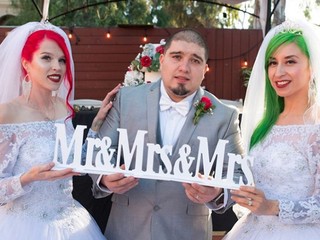 Sex v trojke pod chomútom: Šťastný ženích a jeho dve nevesty