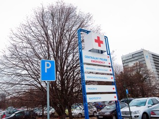 Prípad nesprávne vyoperovaného oka: Prokurátorka podala obžalobu