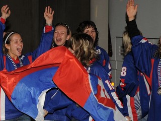 Hokejistky sa naštartovali výhrou na úvod turnaja