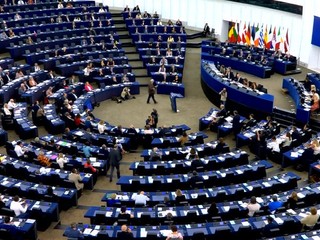 Európe navyše hrozí ďalší vzostup radikalizmu