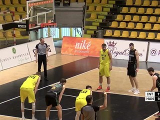 Prievidzský maratón so Svitom, víťazstvá Interu a Spišiakov