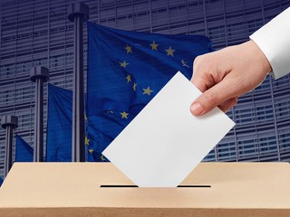 Začala sa kampaň pred eurovoľbami: Či budú mať jasného víťaza je otázne