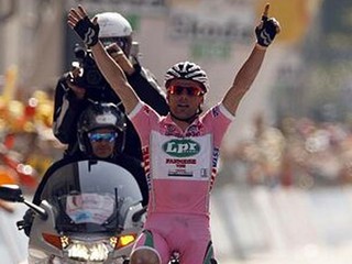 Najdlhšiu etapu vyhral líder Di Luca