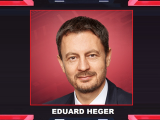 V relácii Na hrane bol hosťom premiér Eduard Heger: Aké otázky mu adresovali diváci?
