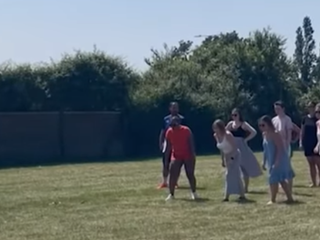 Ukázala zadok celej dcérinej škole: Odvtedy ju vyhľadáva množstvo mužov