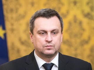 NAŽIVO: Andrej Danko sa vyjadruje k náhubkovému zákonu