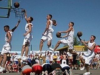Streetball Tour 2010 klope na dvere aj na huste.tv