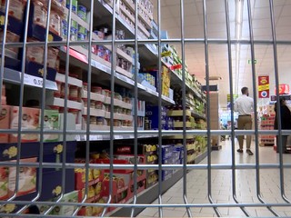 Ľudia ľuďom môžu pomôcť aj bežným nákupom. Na Slovensku sa spustil nový projekt