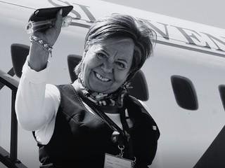 Zomrela najdlhšie slúžiaca letuška v službách štátu, lietala ešte s Husákom, Havlom aj s Jánom Pavlom II.