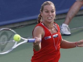 Cibulková začala v Cincinnati víťazstvom, Husárová prehrala