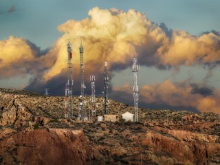 V horách sa objavili záhadné antény: Nikto netuší, ako sa tam dostali