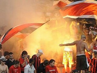 Fanúšikovia Spartaka Trnava už neprídu na tribúny, ale na HUSTE.tv