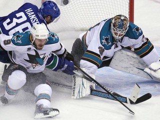 Prvý úlovok San Jose s Vancouverom