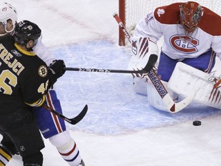 Rešpekt Medveďov z diktátora Haláka