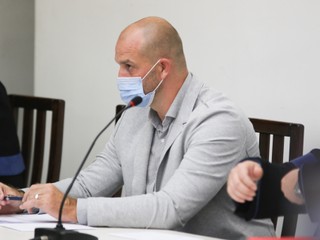 EXKLUZÍVNE ZÁBERY: Norberta Bödöra pustili z väzby, znova zadržali a nechali v CPZ