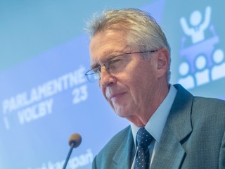 Minister vnútra Ivan Šimko skončil vo funkcii: Premiér Ódor priznal, čo je za tým, Pellegrini hovorí o škandále