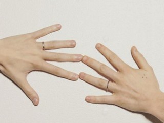 Ak  bude odkladanie sobášov pokračovať hrozí, že polovica mužov do chomúta nevstúpi