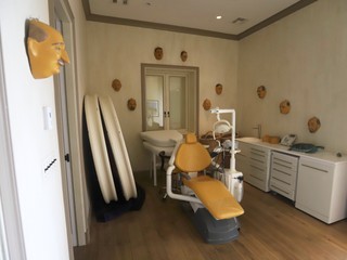 Zábery, ktoré doteraz nikto nevidel. Záznam ukazuje Epsteinovu vilu na "ostrove pedofilov"