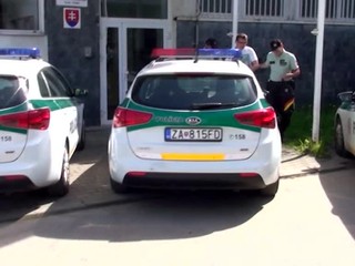 Velid vošiel do obchodu, ukradol kufor a aj veci v ňom