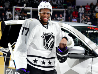 V Zápase hviezd triumf Metropolitnej divízie, MVP Simmonds