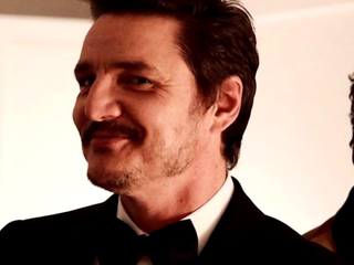 Tak predsa preferuje mužov..? Hviezdny herec si užíval v spoločnosti TOHTO fešáka!