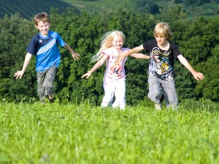 Zjedli ste plody a je vám nevoľno? Toxikológovia majú špeciálnu linku