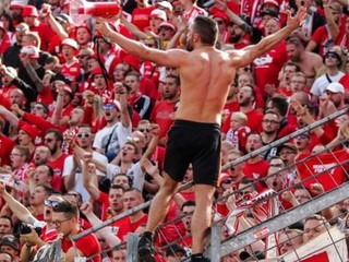 Chceš pomôcť klubu? Kúp si virtuálnu klobásu a pivo