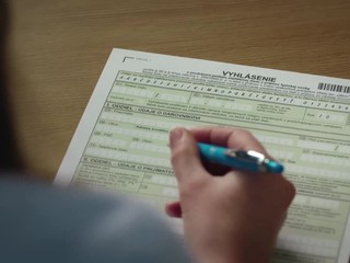 Časť dane môžete poslať rodičom aj neziskovke, mnohí o tom stále nevedia