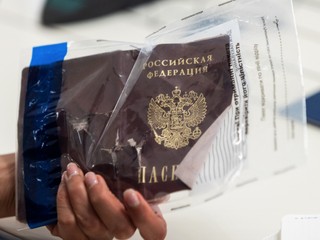 Ukrajina odhalila podvod Ruska. Žiadna úcta k ich padlým vojakom, hovorí minister vnútra