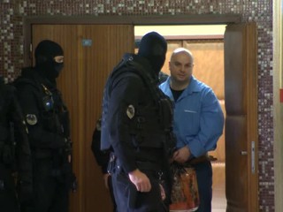 Najvyšší súd potvrdil Branislavovi Adamčovi obnovu konania. Je obvinený a ide do väzby