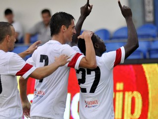 Trenčania sa popasujú s tímom z Premier League v Žiline