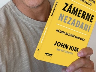 Ako si v dospelosti hľadať priateľov? Pomôže vám knižná novinka Zámerne nezadaní