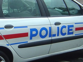 Policajti nechytili zlodeja, nesmú prekročiť rýchlostný limit