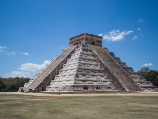 Objavili tisíce starovekých mayských pyramíd ukrytých v džungli