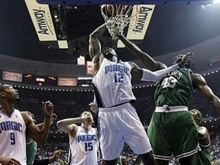 Dva štvrťfinálové páry sú vyrovnané