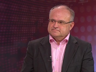 Hlasovalo sa o budúcnosti našich potravín. Europoslanec Jozef Mihál je kritický