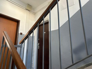 Mohlo sa to skončiť tragicky. Po hádke žena bodla manžela do hrudníka