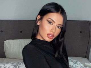 Táto 22-ročná brazílska modelka už dva roky nenosí nohavičky